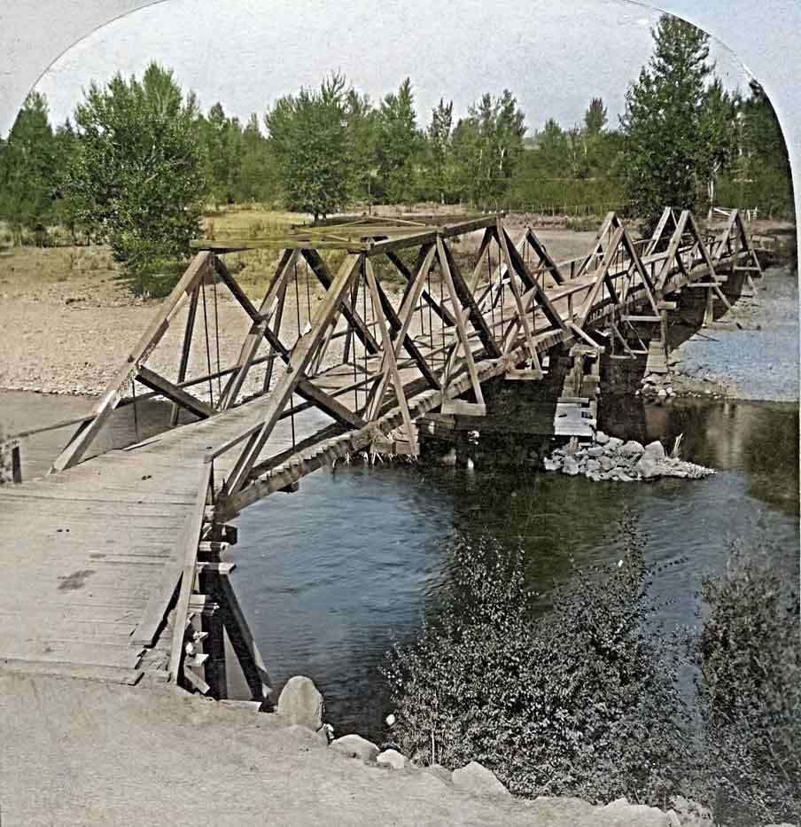 an earlier bridge built in the 1890s, precursor to the Nelson / Powerhouse bridges